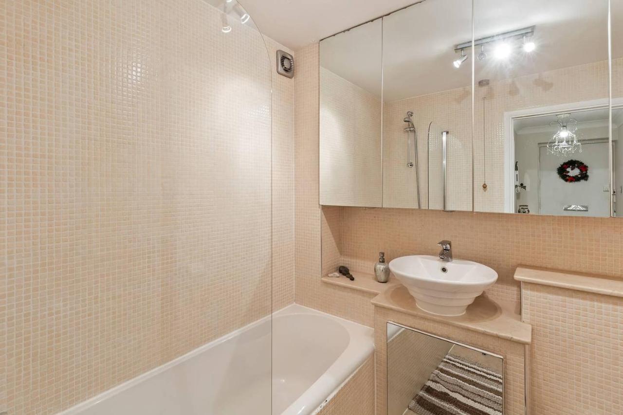 Beautiful And Cosy 2 Bedroom Flat لندن المظهر الخارجي الصورة